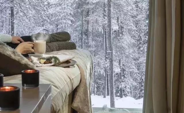 芬兰玻璃屋极光横屏,芬兰极光玻璃屋造价