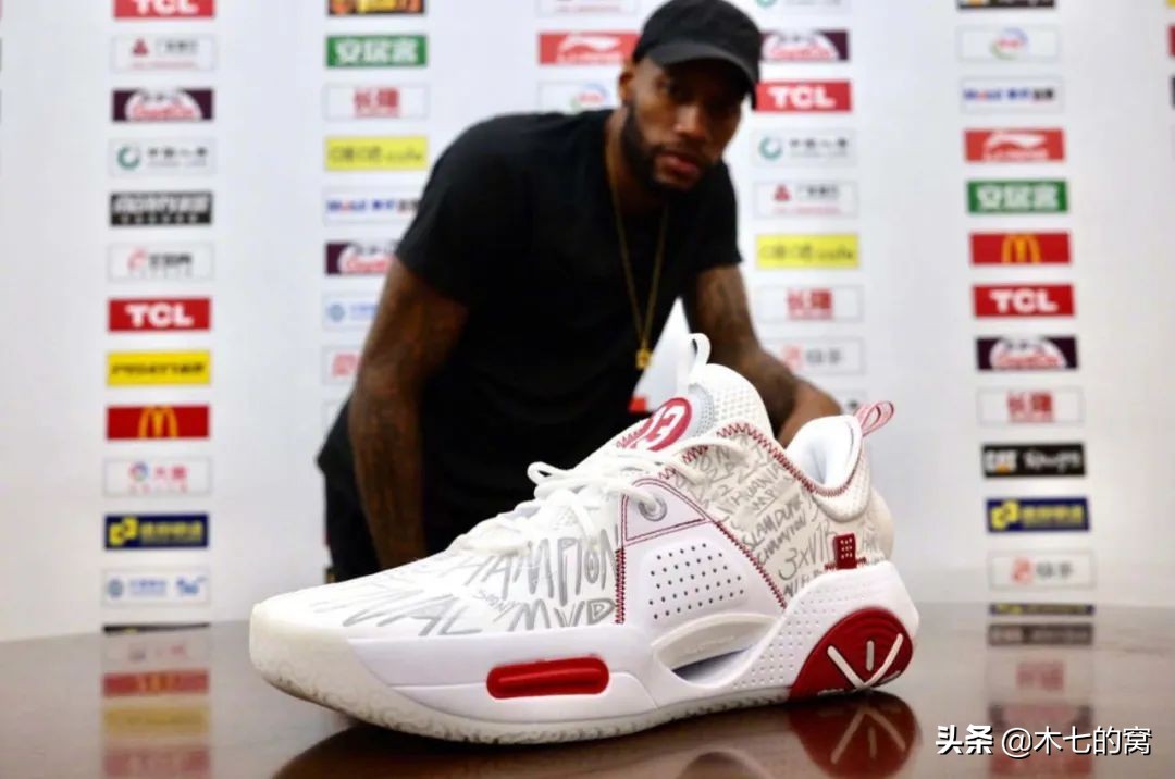 李宁周琦,周琦北京首钢曾凡博