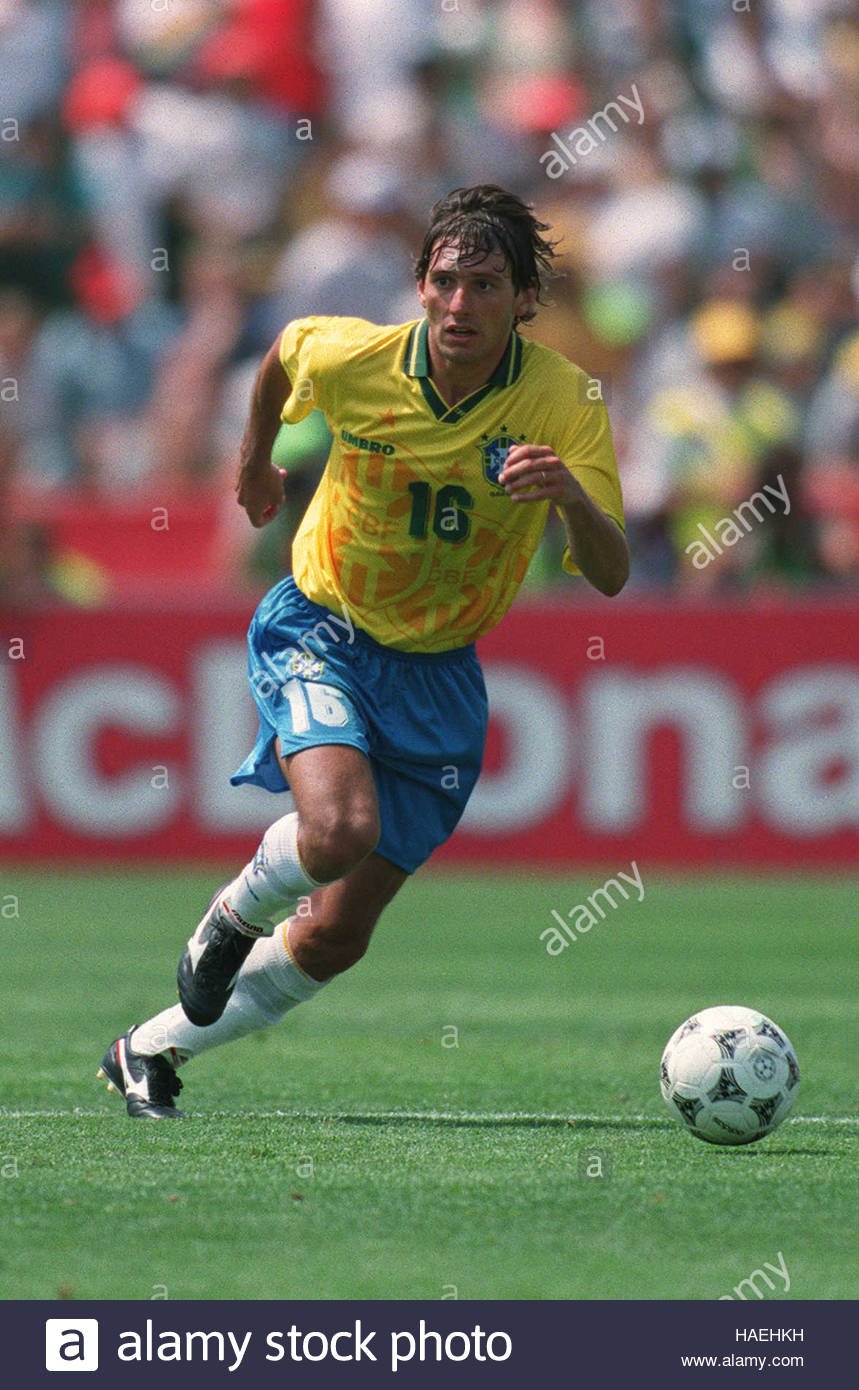 桑巴起舞帕奎塔,百年巴萨四星巴西