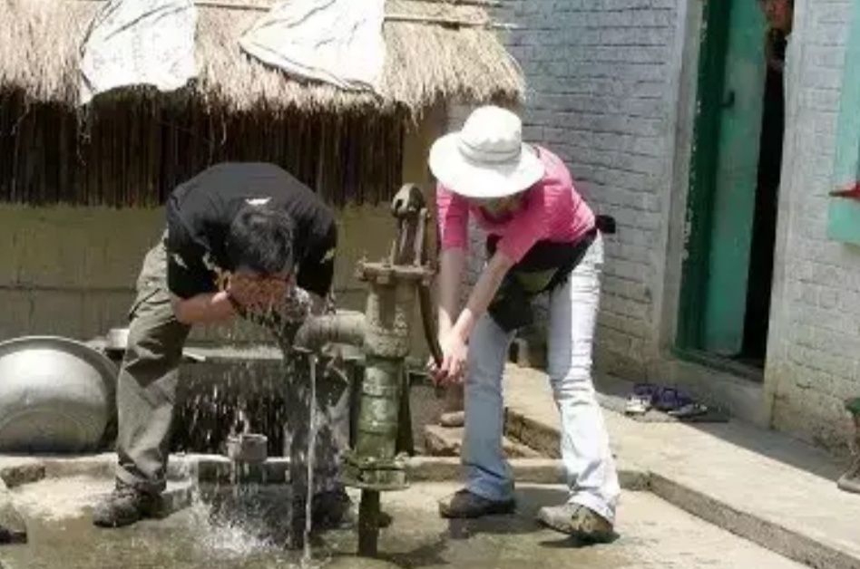 农村如何防止水管上冻,自来水管冻了最好的解决办法