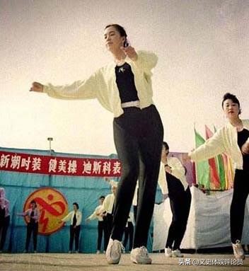 从“筚路蓝缕”到“温暖全世界”：中国服装的变迁与崛起