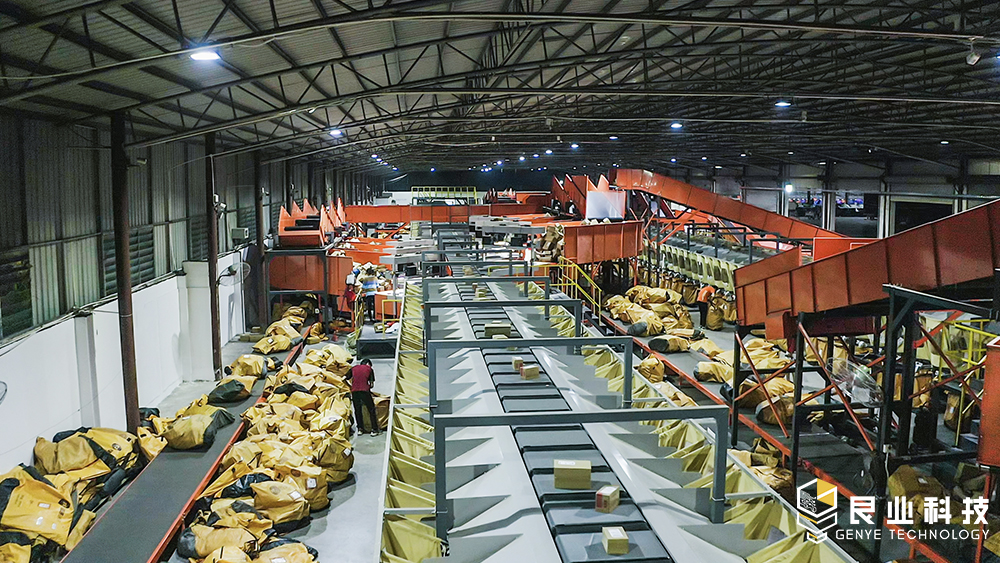 快递全自动分拣流水线工作原理,快递智能分拣全过程视频