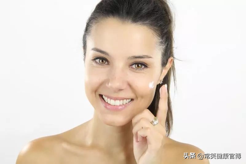 别再浪费胶原蛋白了,别再傻傻的补胶原蛋白了