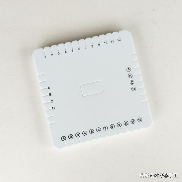 方形盘编器编手机挂绳,盘编手机挂绳编织教程