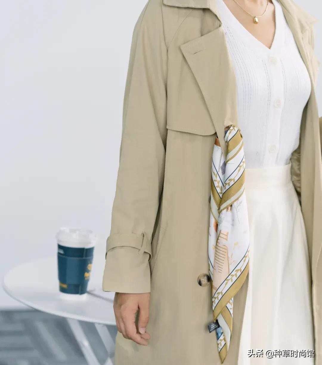 秋天风衣就选这样的,今秋流行的风衣款式