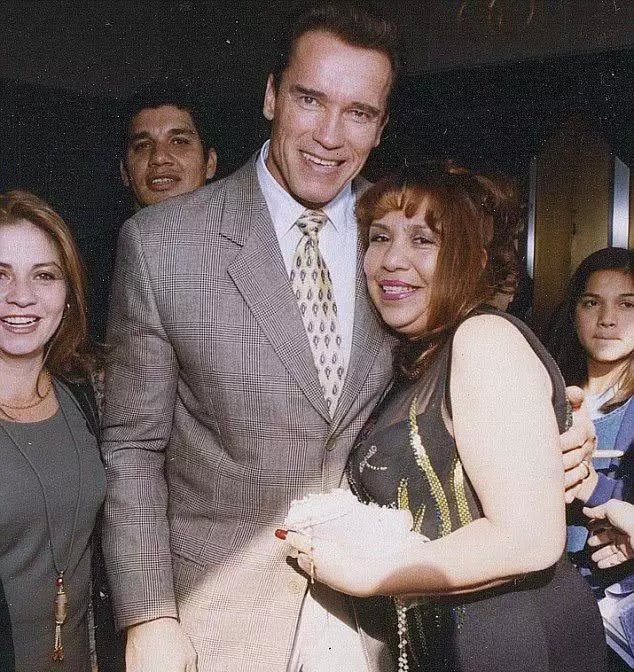 施瓦辛格的女佣年轻时候图片,施瓦辛格与女佣的儿子