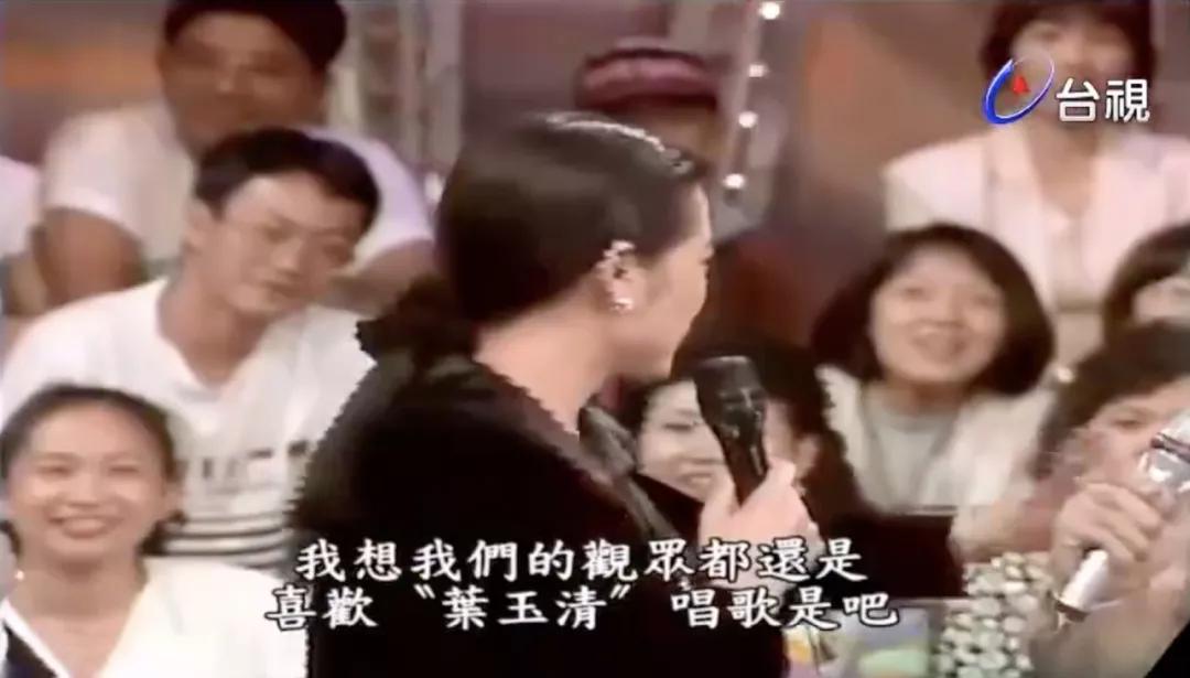 红楼梦草蛇灰线伏脉千里什么意思,草蛇灰线伏脉千里的下一句是什么