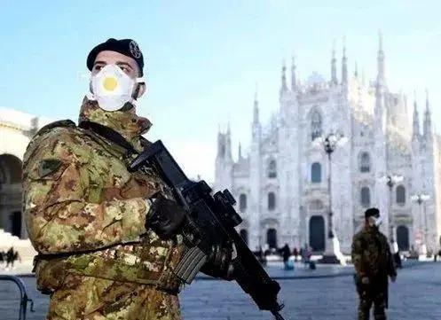 四川人征服了意大利：袍哥人家决不拉稀摆带！袍哥究竟是啥组织？