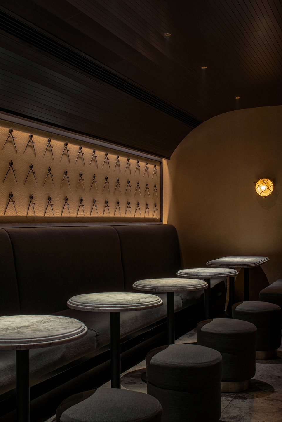 成都酒吧网红驻唱,成都酒吧网红