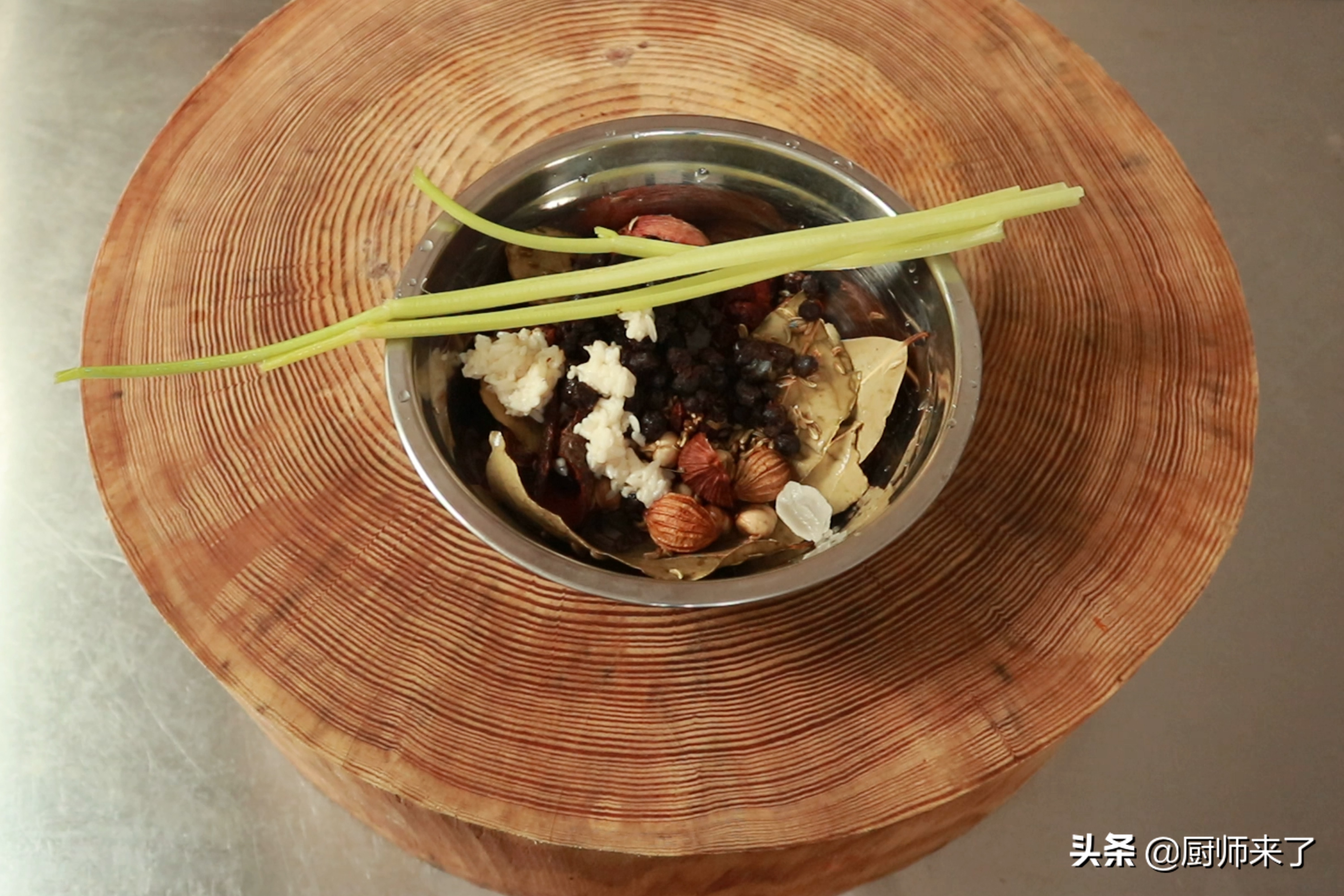 麻辣味足又不贵的火锅底料,火锅底料冷串串做法和配方