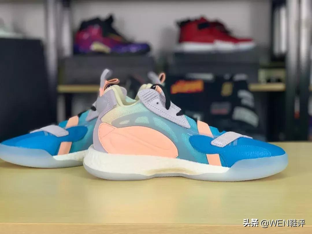 骚气的adidas,阿迪zgboost最新配色