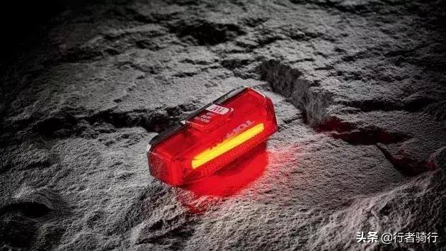 外媒评选十佳车,最实用的自行车灯