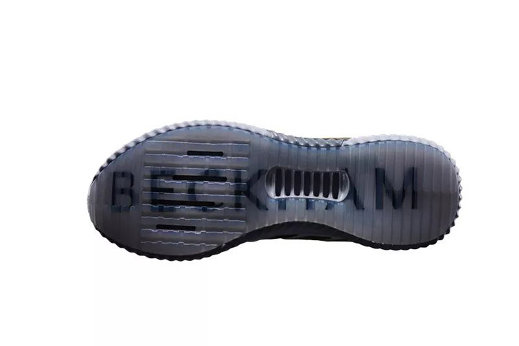 贝克汉姆亲签球衣值多少钱,贝克汉姆阿迪达斯联名