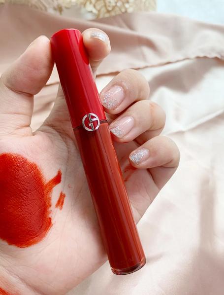 适合春夏的大牌口红经典色号,雅诗兰黛伊丽莎白口红569试色