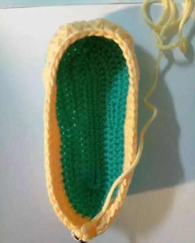 0-6个月宝宝鞋钩针教程图解,一款超可爱的宝宝鞋