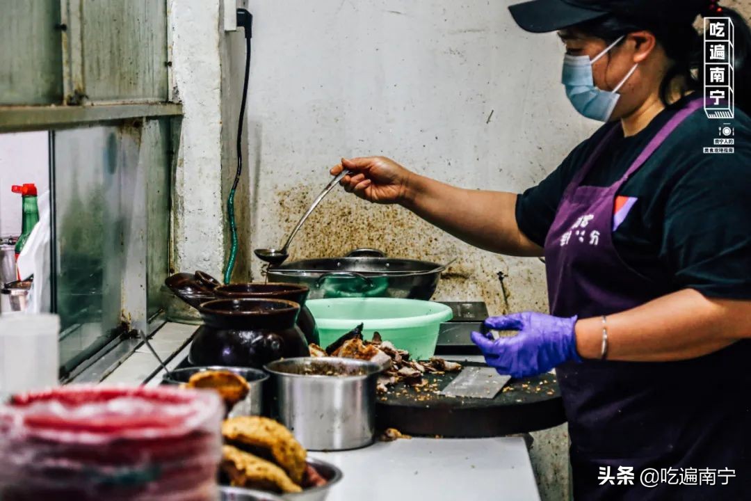 这碗桂林米粉不对劲，南宁人吃没毛病，桂林人看了一直骂