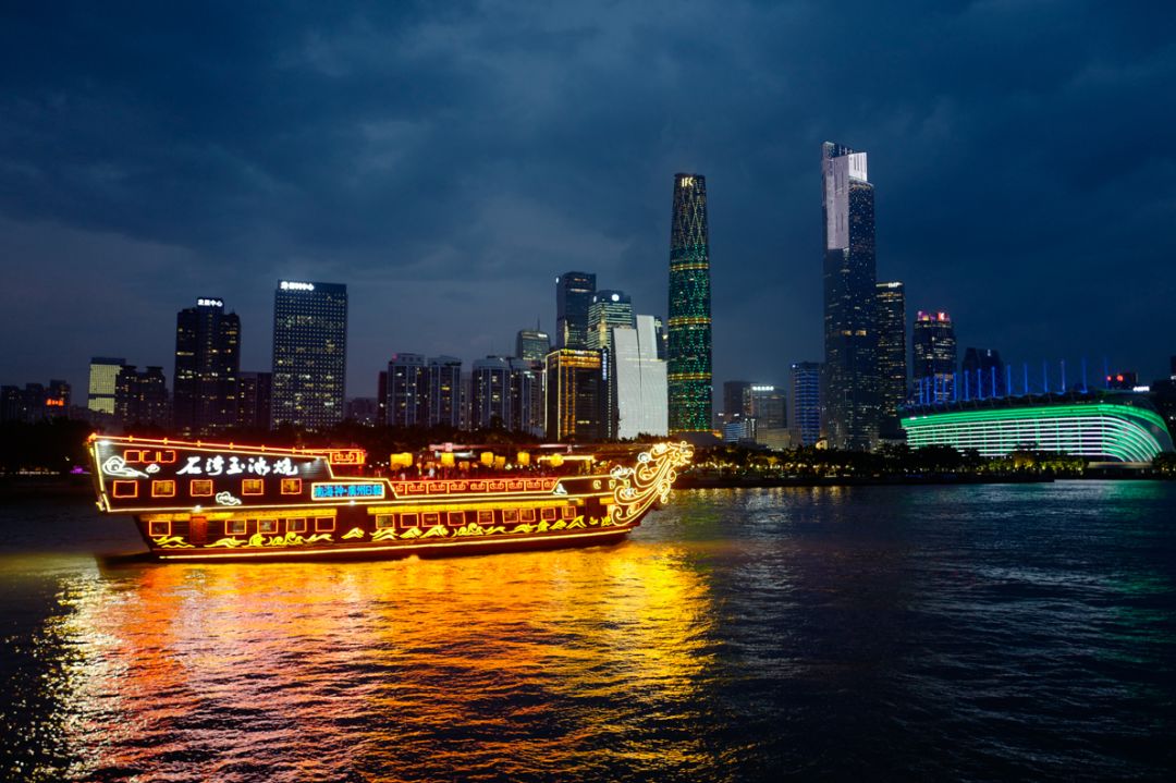 夜游珠江天字码头游船109座位,广州夜游珠江天字码头游船路线