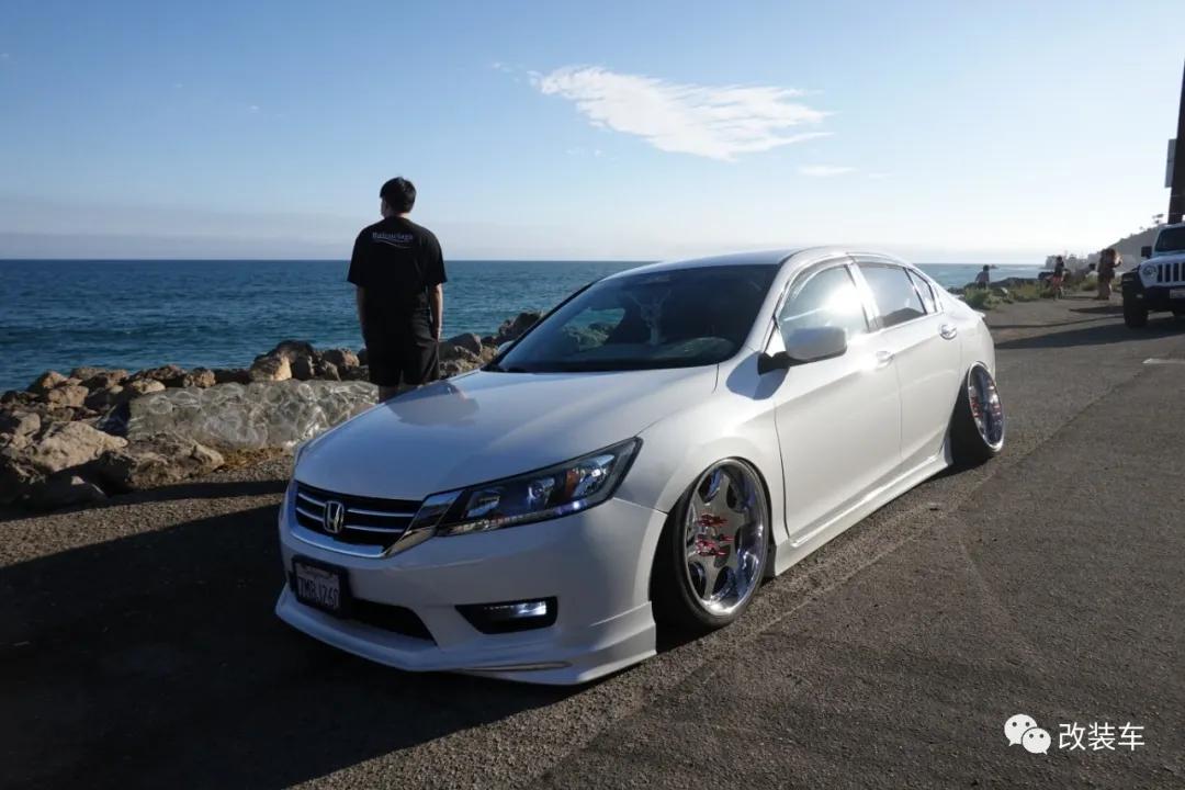 ​嫌代步用的九代雅阁太平淡，换上气动后秒变街头最帅姿态*党**