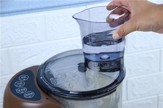 九阳面条机老款布朗熊,吃面的新方式