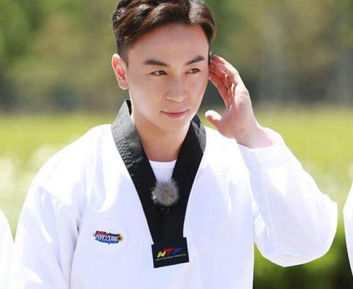 有黑帮背景明星,哪些明星有黑道背景