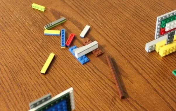 15个人左右玩的小游戏,15个人玩的室内游戏