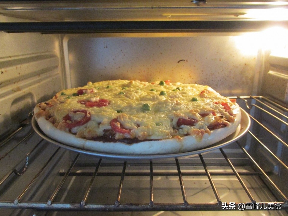 动手做一个拉丝好玩的披萨,披萨怎么做好吃又简单能拉丝