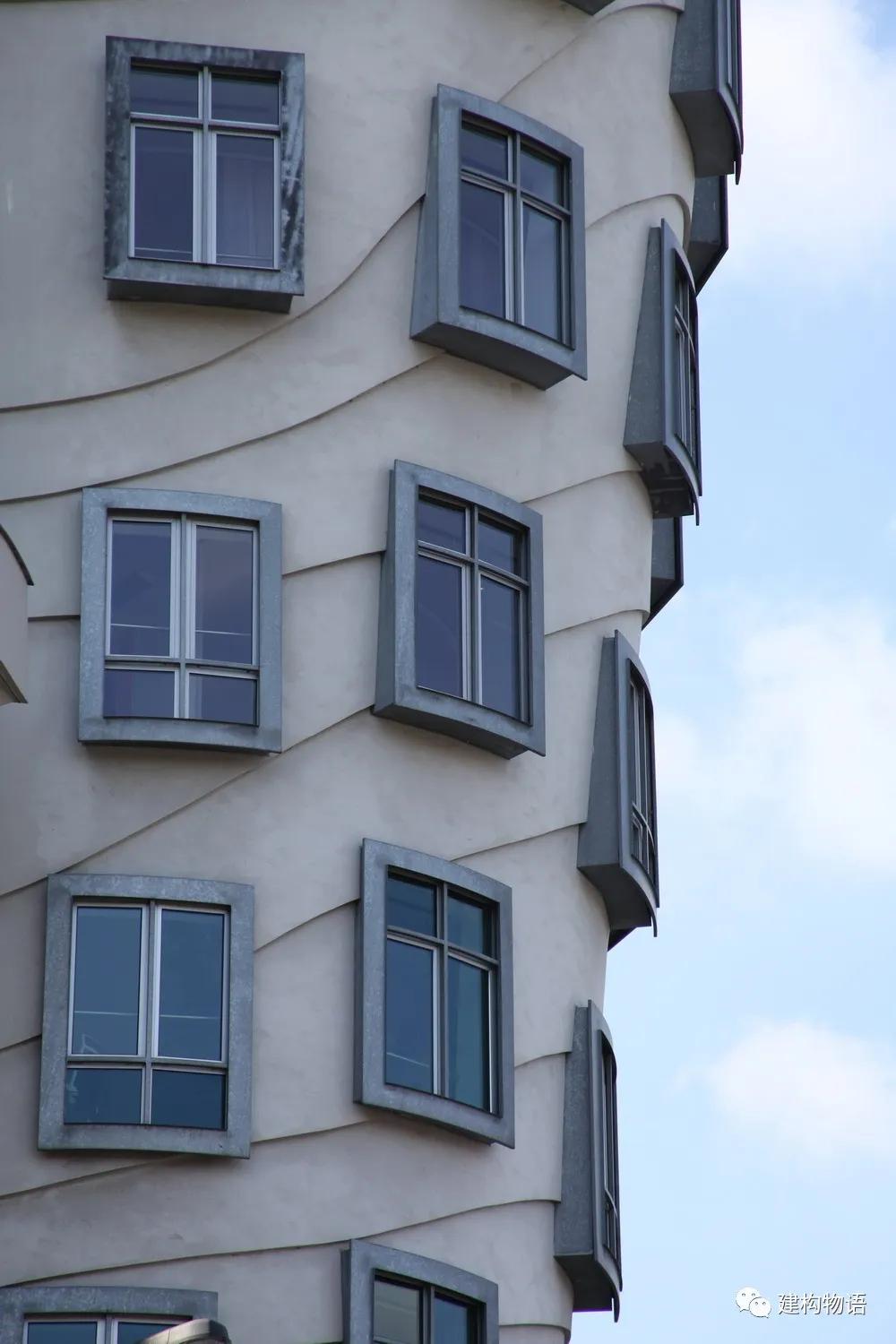 镀铝锌钢板效果图,镀铝锌钢板是彩钢板吗