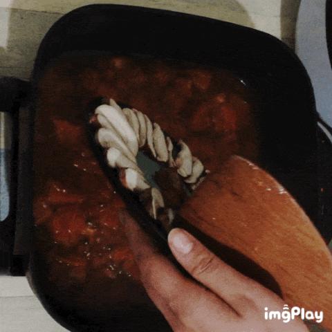 番茄鸡蛋焖饭做的意面,番茄花甲虾仁意面