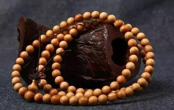 崖柏出油的是好还是不好,崖柏夏季注意事项