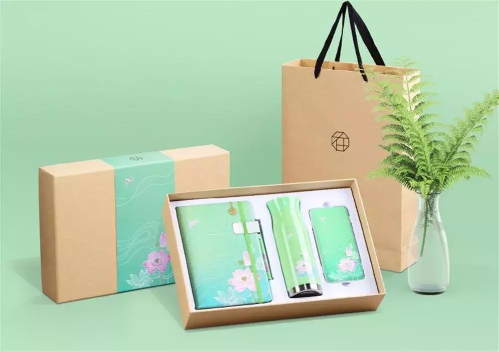 好耍又好逛成都礼品展来了!来就送便携跑步杯