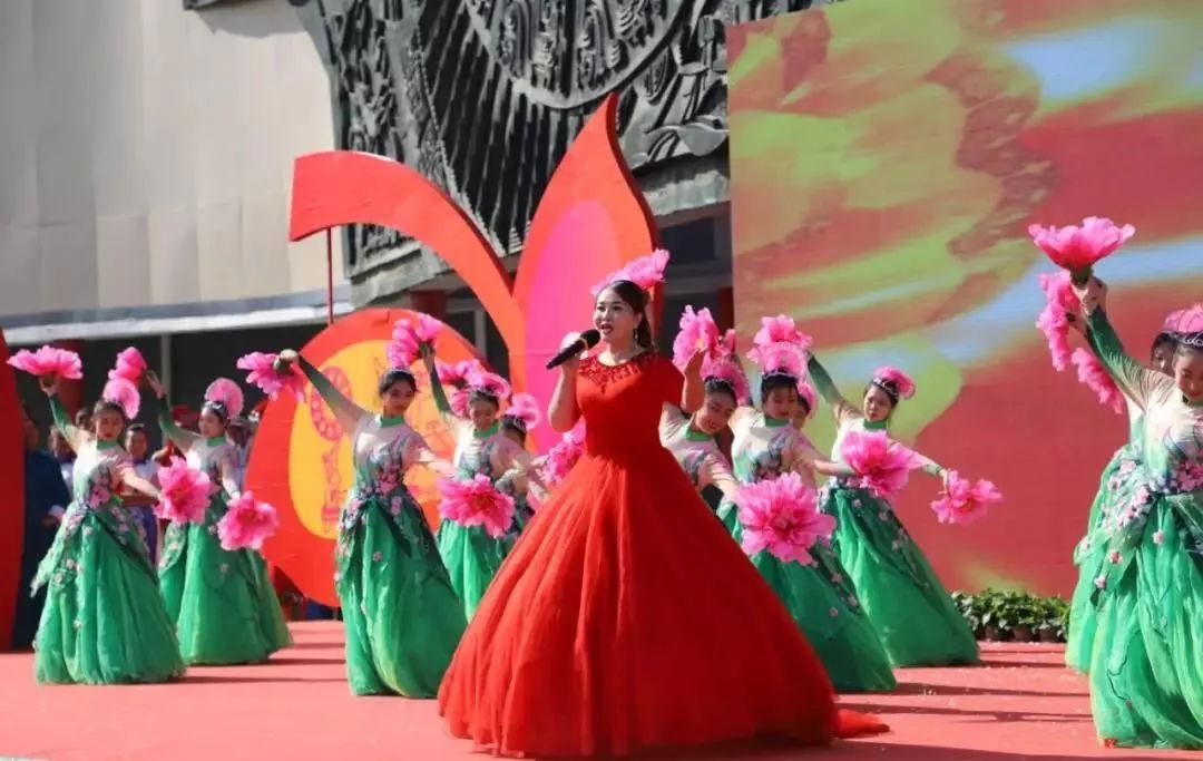 吴桥杂技非遗表演团队,吴桥杂技艺术节每几年举办一次