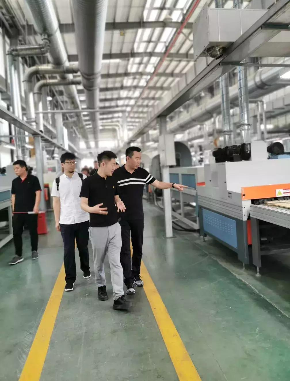 世友新闻：圣都装饰团队到访世友地板总部进行深入交流