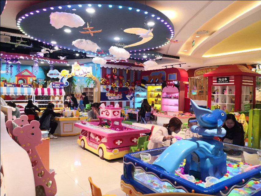 兰州新的人气王商业广场，人气指数飙升，全业态模式或是助推器