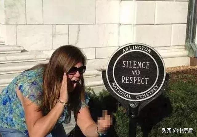 俄罗斯打击侮辱烈士行为,美国侮辱烈士怎么处理