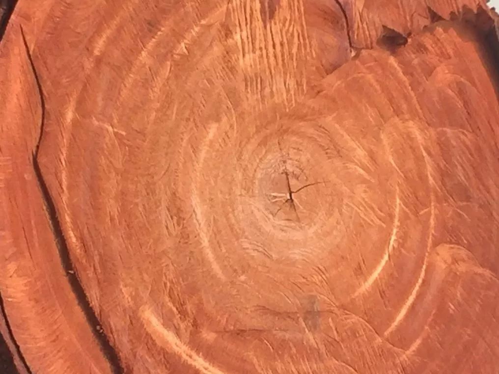 桃花芯木材质的优缺点是什么,桃花心木优缺点