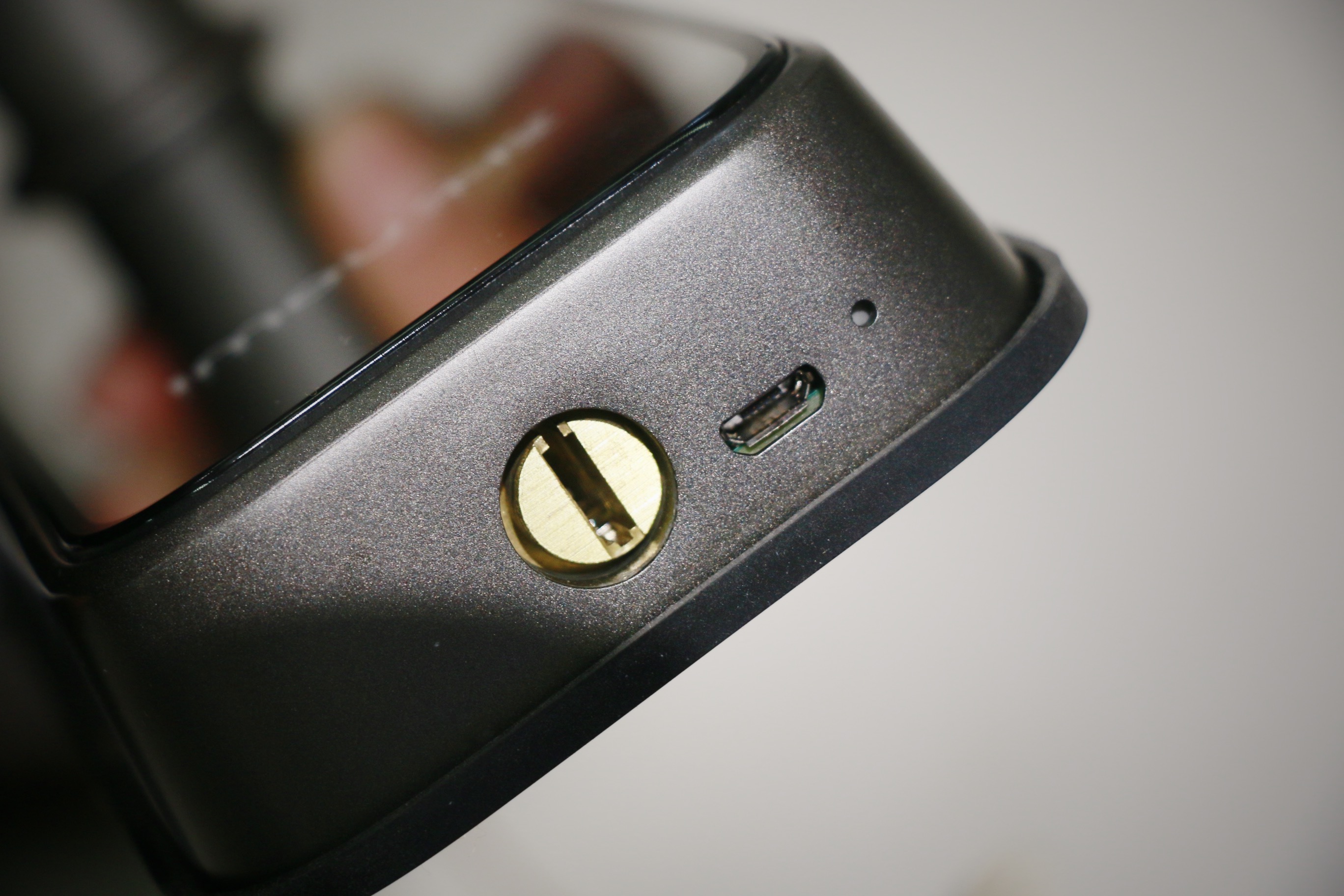 智能锁有没有摄像头功能,智能锁有没有摄像头带录屏