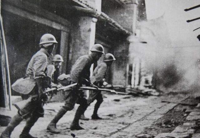 当女八路落入日本人手中，成为*安妇慰**还不是最惨的，真是生不如死