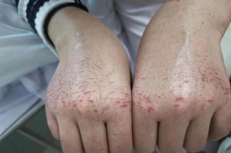 疫情中那些辛苦的人,疫情中还有哪些人员辛苦