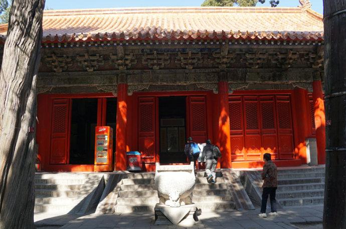 孔林是最大的氏族墓地吗,孔林各个时代的墓葬