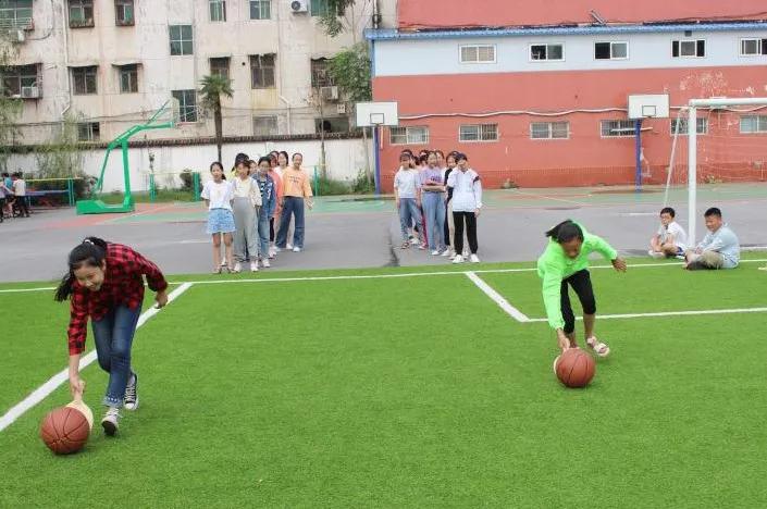 太嗨了！十足趣味+七彩梦想=百分快乐！