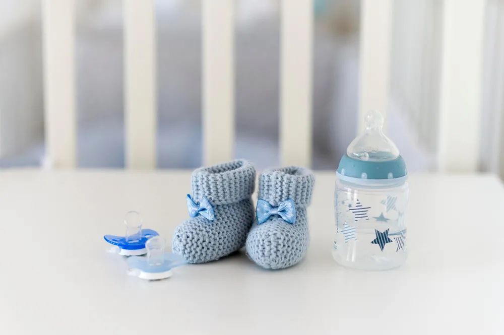 宝宝要用什么样的安抚奶嘴,宝宝应该用安抚奶嘴吗视频