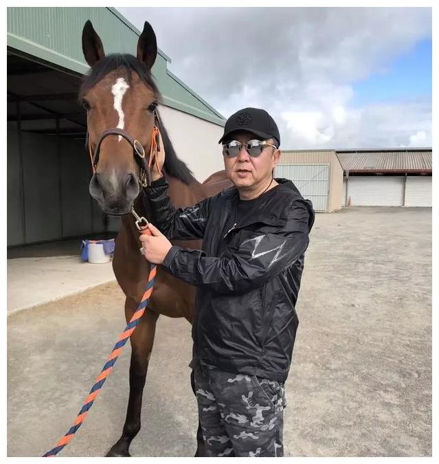 德云社郭德纲副业排行榜,德云社又出意外相声的出路在哪里