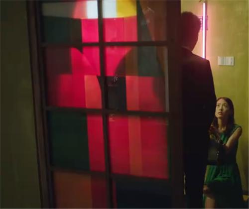 吕聿来主演的《简装男神》被一群单身女人围住了，是个什么情况？