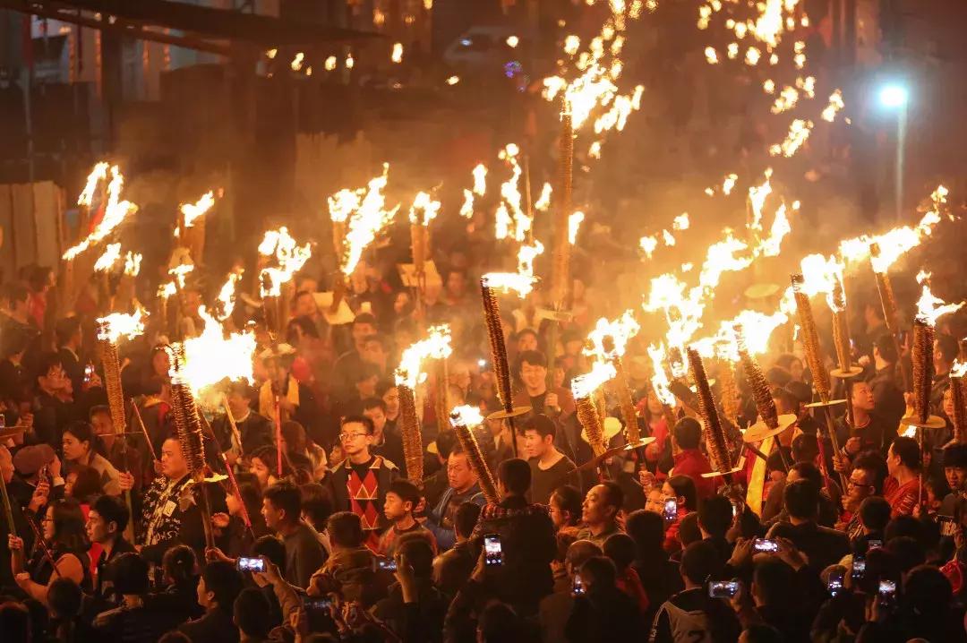 73220000000元！我是2019的晋江…今晚先带你“火”一把！