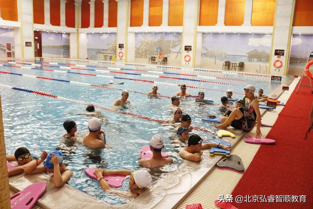 学游泳鼓励说说,学游泳9个最笨方法