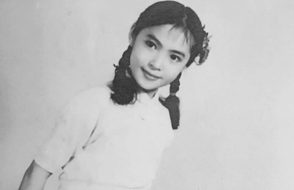 73岁影后萧芳芳：4段感情9种特长，周星驰李连杰都曾崇拜她