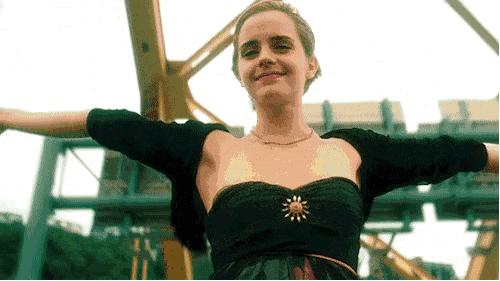 豪门富婆蕾拉怀孕后坚持剖腹产，为什么呢？