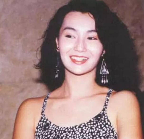 张曼玉多少片酬,张曼玉阮玲玉亏了多少钱