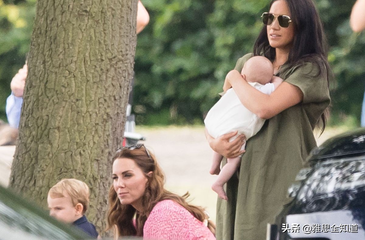 凯特王妃威廉王子和孩子互动,英国王室凯特王妃跟小孩互动