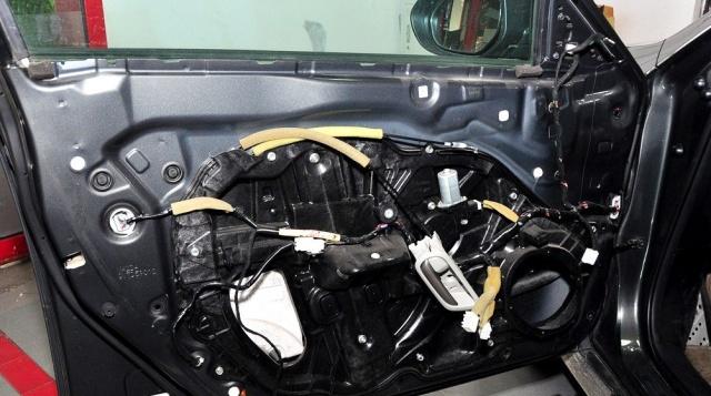 现代索纳塔对比马自达,索纳塔八和马自达睿翼